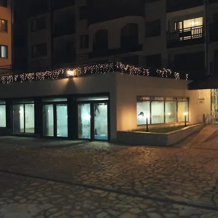 Хотел Seasons Club Банско