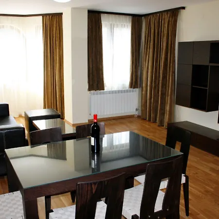 Отель Seasons Club 4*