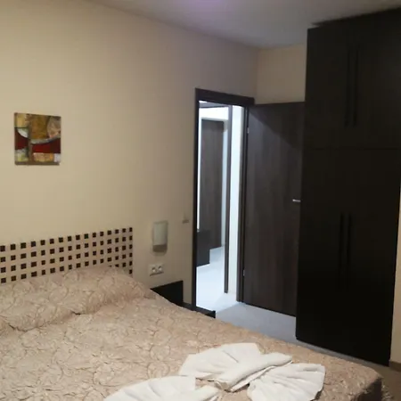 Отель Seasons Club 4*
