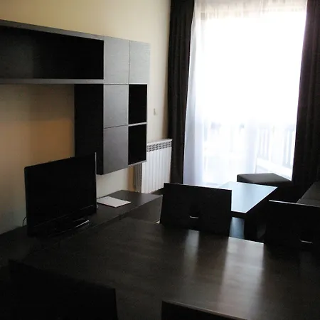 Seasons Club 4* Банско