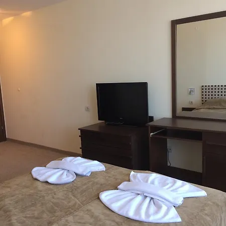Seasons Club Отель 4*